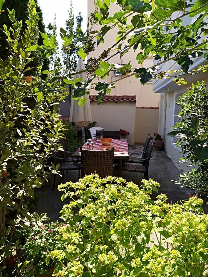 Prime Luxury Villa Beach Front Vrasná 外观 照片