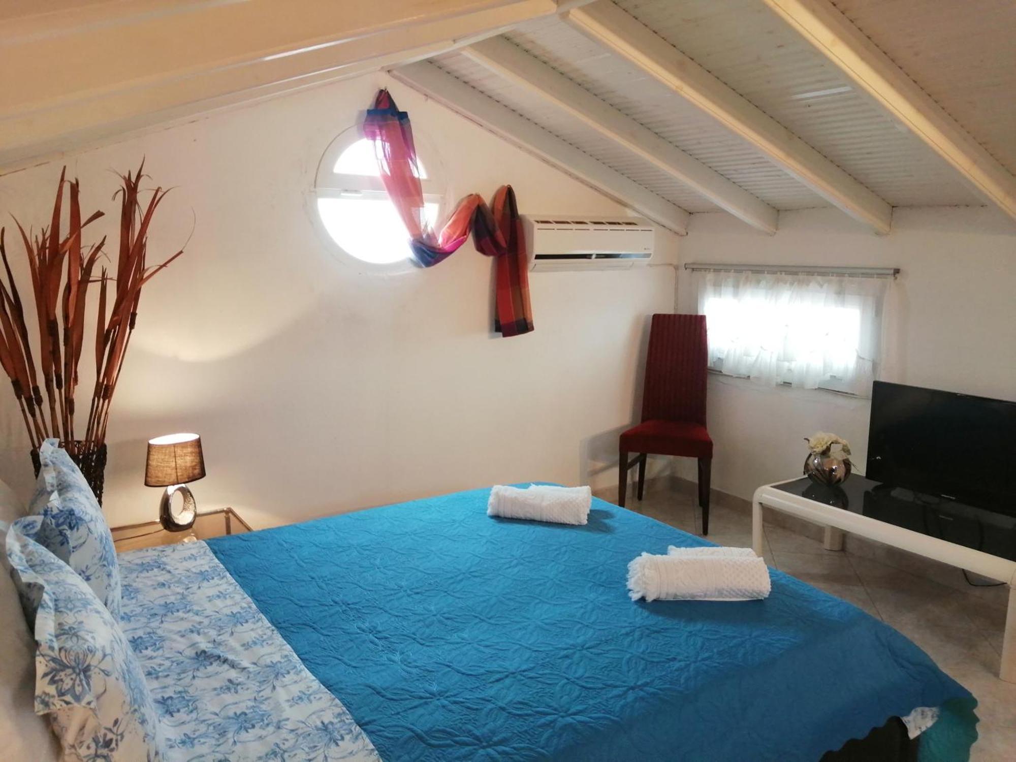 Prime Luxury Villa Beach Front Vrasná 外观 照片